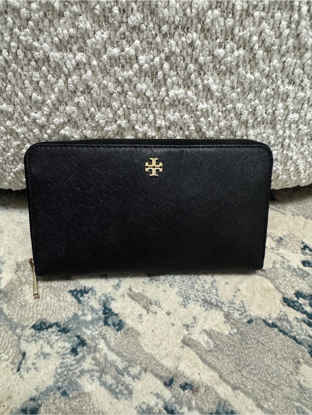 Tory Burch Emerson Continental Zip Around Wallet Black Saffiano Leather Gold